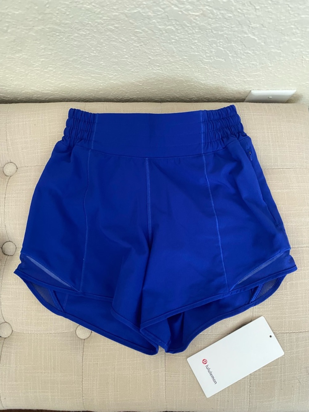 Lululemon Hotty Hot High-Rise Lined Short 4"